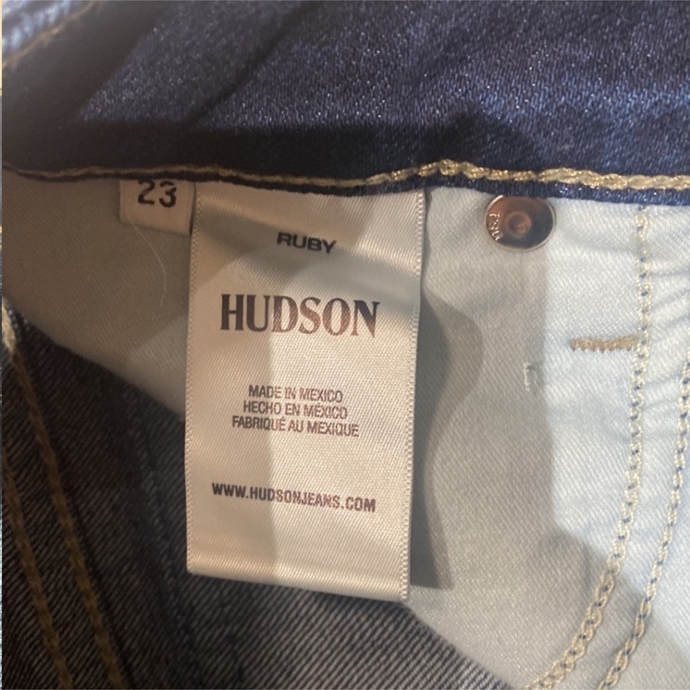 Hudson Ruby Mid Thigh Jean Shorts Womens NWT. - Picture 7 of 10